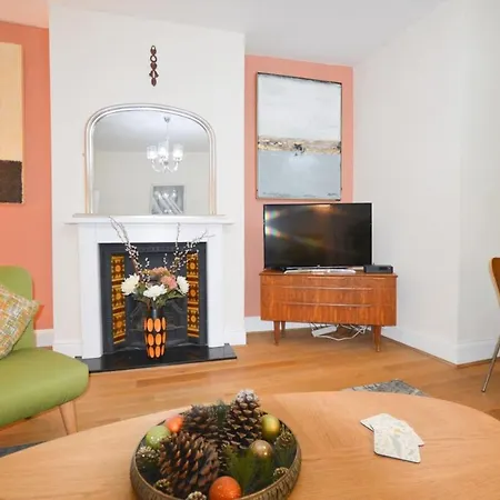 Homely Flat In Prime Location * 布里斯托